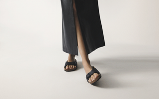 How to Pair Women's Sandals with Denim, Dresses, and Beyond