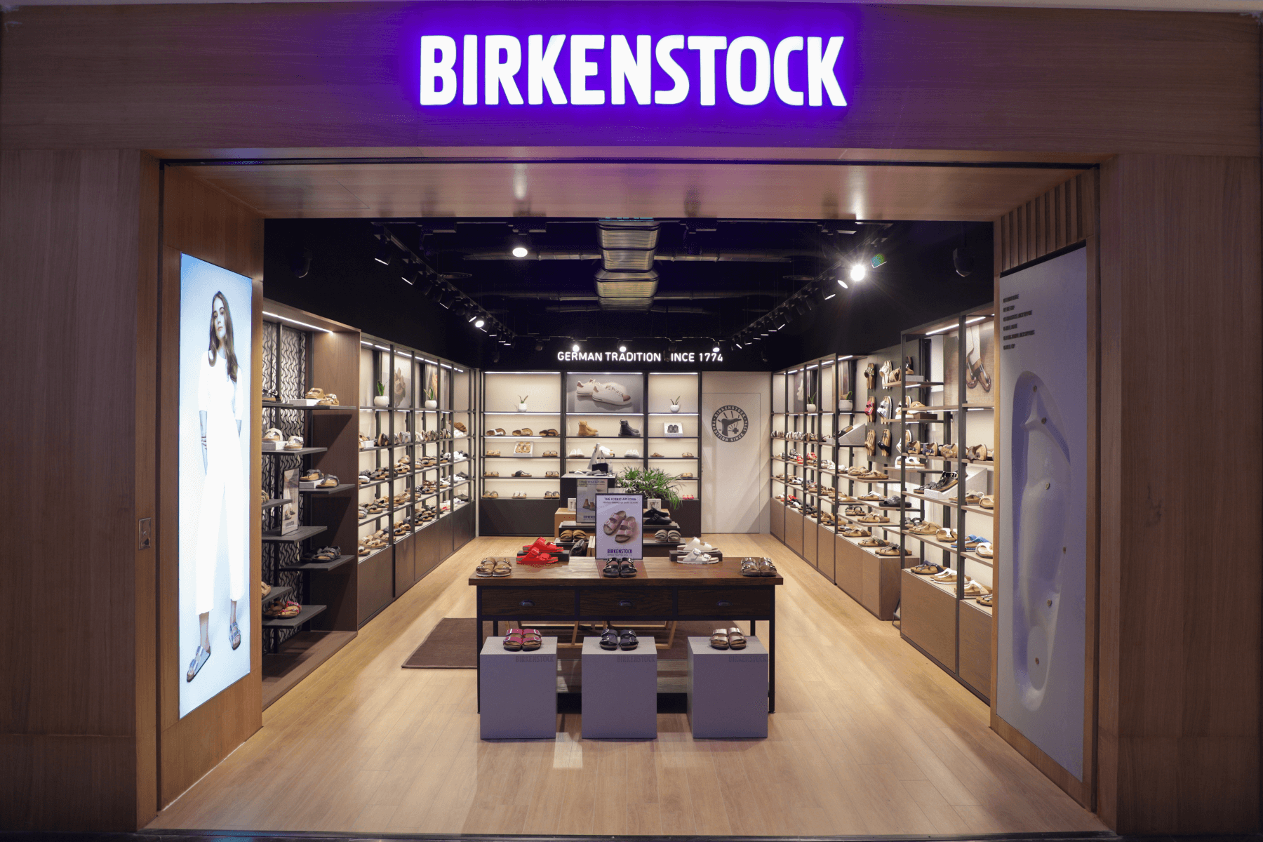 The 2025 mall birkenstock
