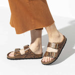 Arizona Embossed Natural Leather - BIRKENSTOCK