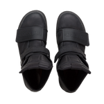 option-color:#000,text-color:#fff,alt:Black Black